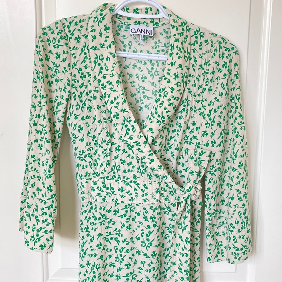 Ganni green leaf crepe wrap dress - Picture 7 of 11